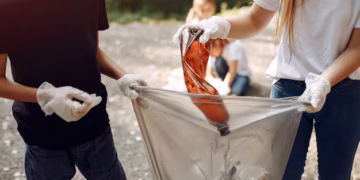 Bali’s Waste Management Crisis: Beaches Piled High as Suwung TPA Closes