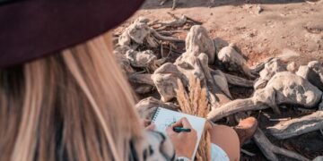 Ancient Horn Discovery Blora: 200,000-Year-Old Fossil Unearthed in Java