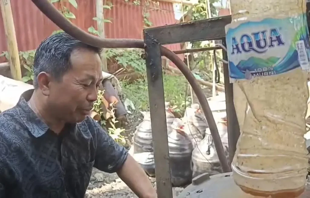 Plastic to Fuel Bali -  Imam Kambali