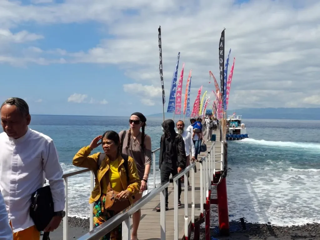 Nusa Penida Tourism Decline