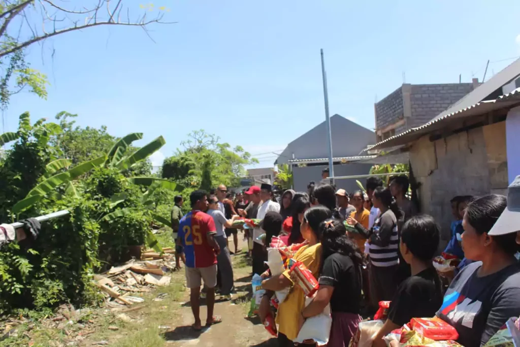 Bali Flood Relief - Iwo Bali and Yayasan sungai Kasih
