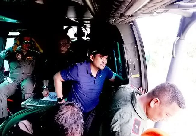 3906 Bobby Nasution Salurkan Bantuan Melalui Heli ke Wilayah Terisolasi di Tapanuli Tengah
