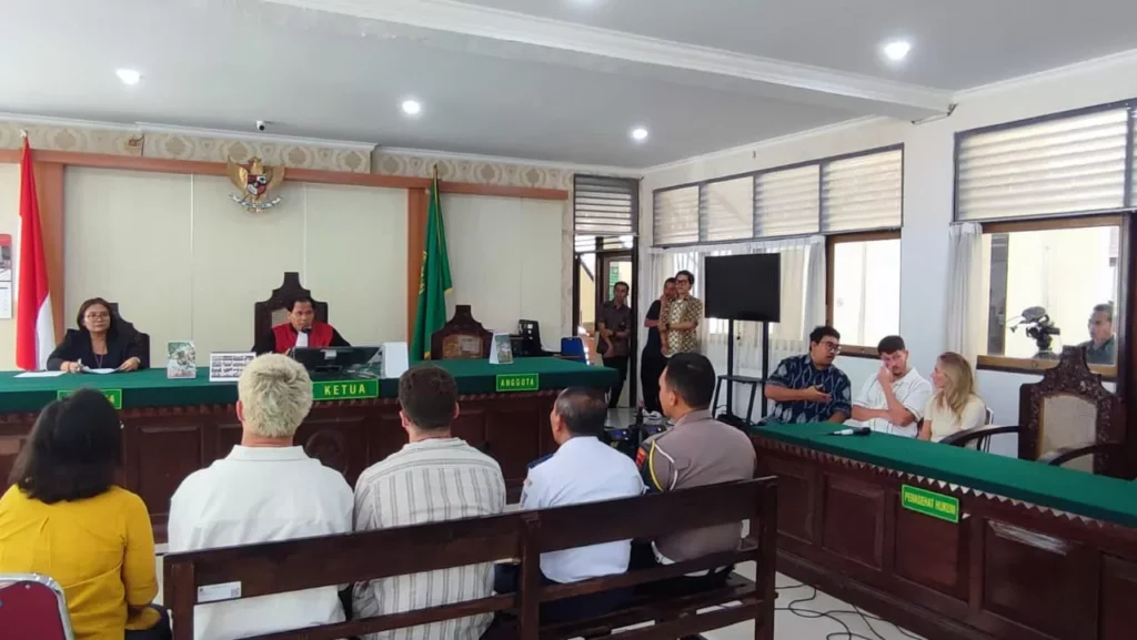 "It's a Lie": Bonnie Blue Claims Bali Ban is 6 Months, Not 10 Years 38 Bonnie Blue deportation