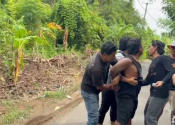 Drug Arrest in Nusa Penida: Suspect Hid Crystal Meth in Badminton Shuttlecock Packaging