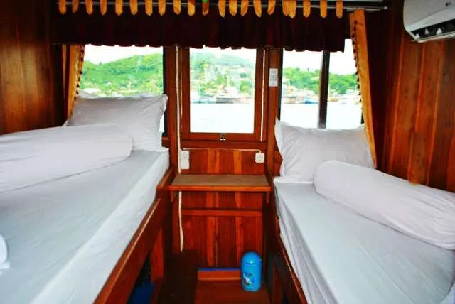 The cabin where Fernando and his 3 sons allegedly slept on the Putri Sakinah ship which sank in Padar waters on December 26, 2025.