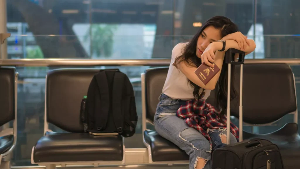 Bali Weather Disrupts Flights at Ngurah Rai Airport, 12 Services Affected by Extreme Conditions