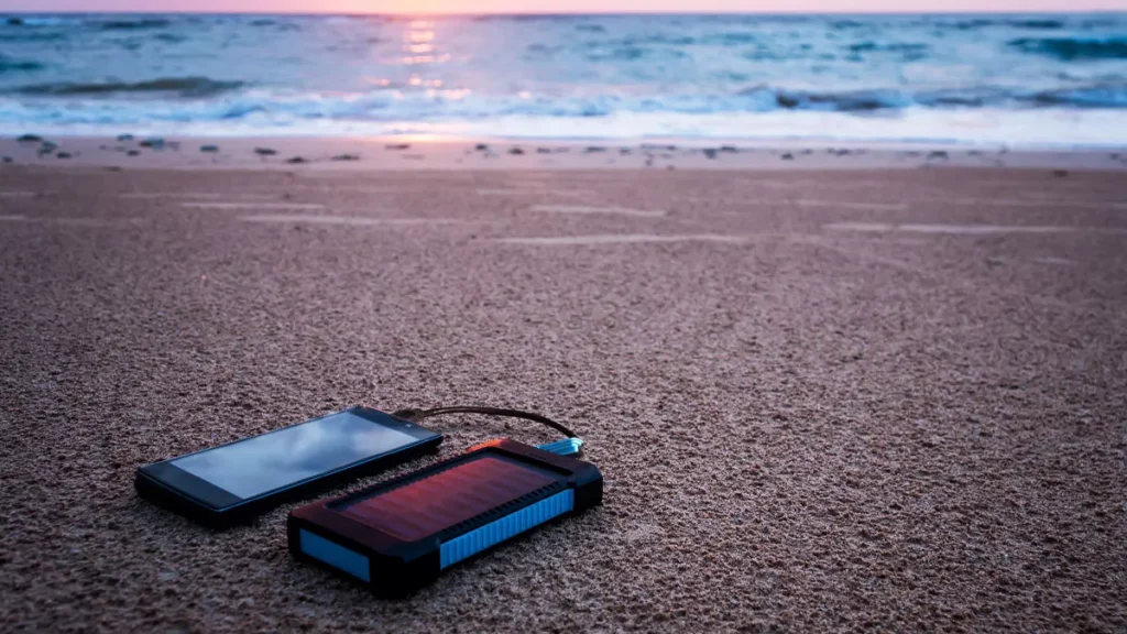 Is 100% Charge Actually Damaging Your Phone? The Bali Digital Nomad's Guide