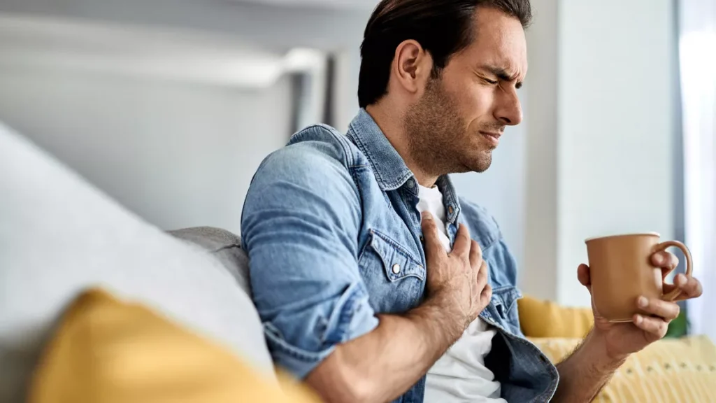 Before Coffee or Emails, a Quiet Risk to the Heart