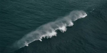 Heightened Seas: Four Days of Moderate Waves Forecast for Bali Waters