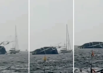 Bad Weather In Bali: Pinisi Goes Down in Serangan, a Stark Warning as Extreme Weather Batters the Island