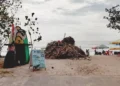 sampah di pantai Kuta 31 Desember 2025