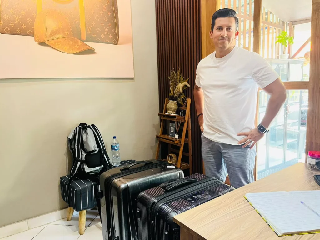 Why a Small Bali Startup Is Offering Free 4-Hour Luggage Storage — and Why the Strategy Is Smarter Than It Looks 39 Hey Bali Luaggage Storage