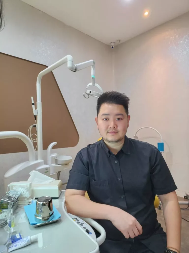 Oral Health Bali: Why a Healthy Smile Matters for Everyone on the Island 38 drg. Leonardo Eka Putra Chandra - Oral Health Bali