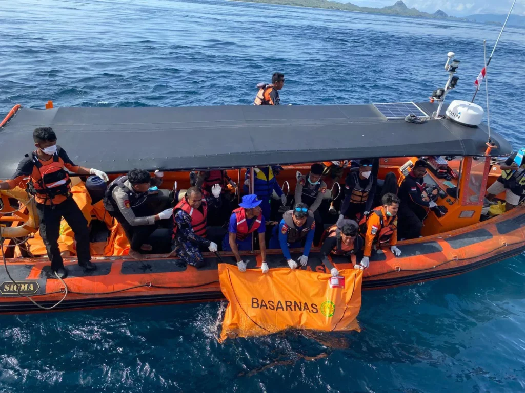 Search for Valencia Coach’s Missing Children Extended for Three More Days 1 Photo of the body of the Valencia coach found in the waters of Padang, exactly 2 kilometers from the scene of the incident. January 4, 2026 (Heybali)