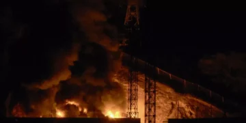 A fire at the Fuerte Tiuna military complex, after a series of explosions rocked Caracas, Venezuela, Saturday (January 3, 2026). The United States is said to have launched a ground offensive in Venezuela.