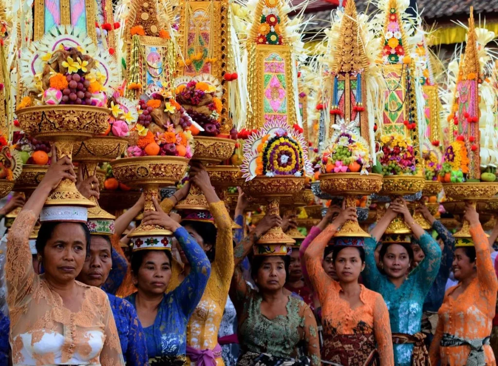 TripAdvisor 2026 Top 10: Bali Beats London, Dubai as World's Best Destination 2 Photo of Balinese women performing a religious ceremony (IST)