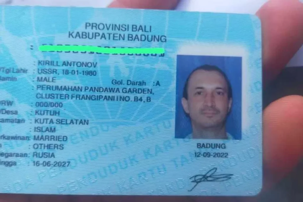 Over 70 Foreign Residents Received Indonesian ID Cards in Badung Last Year 38 Russian citizen, Kirill Antonov, who now pockets a Badung ID card.