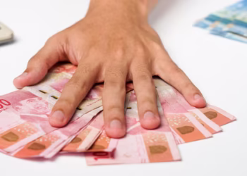 Fake Money Bought Online? Bali Counterfeit Case Raises Questions Beyond One Arrest 38 Photo of several hundred thousand rupiah notes