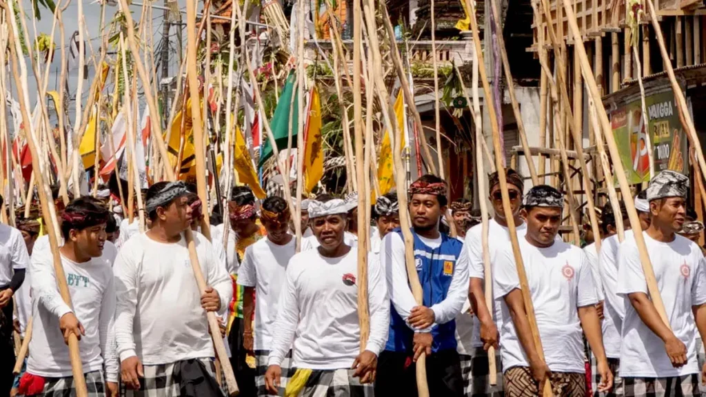 Authentic Bali 2026: 5 Cultural Traditions Beyond the Tourist Trail 42 Mekotek tradition in Bali