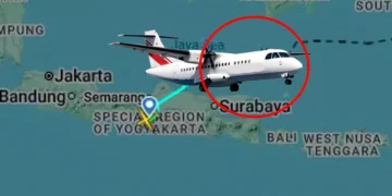 Missing ATR Aircraft Feared Crashed in South Sulawesi Mountains; Search Intensifies 2 Indonesia Air Transport ATR 42-500 aircraft loses contact, suspected to have crashed
