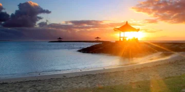 Photos of the Beach in the Nusa Dua area of ​​Bali (IST)