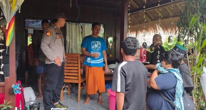 A French woman was found hanging dead on the front porch of her rented house in Gili Air, North Lombok, West Nusa Tenggara, on Saturday (January 10, 2026).