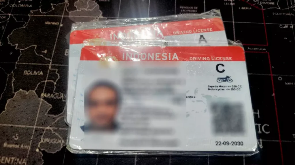 Illustration of a Driving License Photo in Indonesia (Hey Bali / Latto)