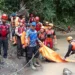 Bali Flash Flood Victims Found: Mother and Toddler Recovery Ends Tabanan Search 46 The body of Yuliana, a victim of being swept away in Kuwum Village, Marga, Tabanan, was found on Thursday (22/1/2025).