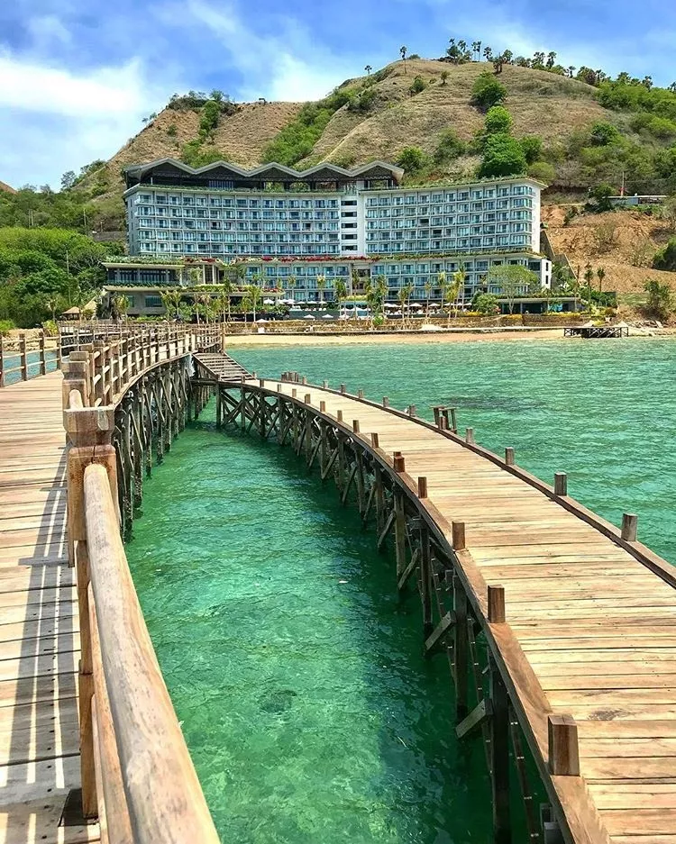 Private Piers, Public Seas: The Coastal Reckoning Unfolding in Labuan Bajo 38
Photo of one of the piers built by the hotel in Labuan Bajo