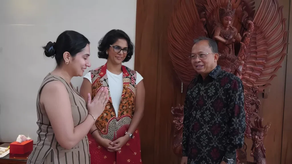 Photo: Bali Governor Wayan Koster receives a visit from Airbnb at Jayasabha, Wednesday (February 11, 2026). Doc. Bali Provincial Government Public Relations