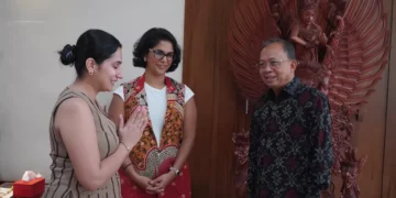 Photo: Bali Governor Wayan Koster receives a visit from Airbnb at Jayasabha, Wednesday (February 11, 2026). Doc. Bali Provincial Government Public Relations