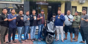Photo: I Ketut Agus, also known as Ketut Nyamprut (20), was arrested by police for robbing a New Zealand citizen on Jalan Tirta Tawar, Hamlet Kutuh Kaja, Petulu Village, Ubud District, Gianyar, Sunday (January 25, 2026). (Gianyar Police Department Document)