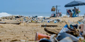 Illustration photo of garbage piled up on Bali Beach
