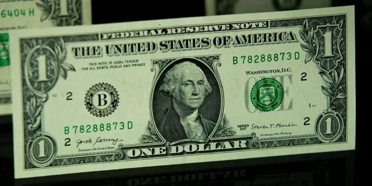 Illustration photo of 1 USD Dollar converted to Indonesian Rupiah currency