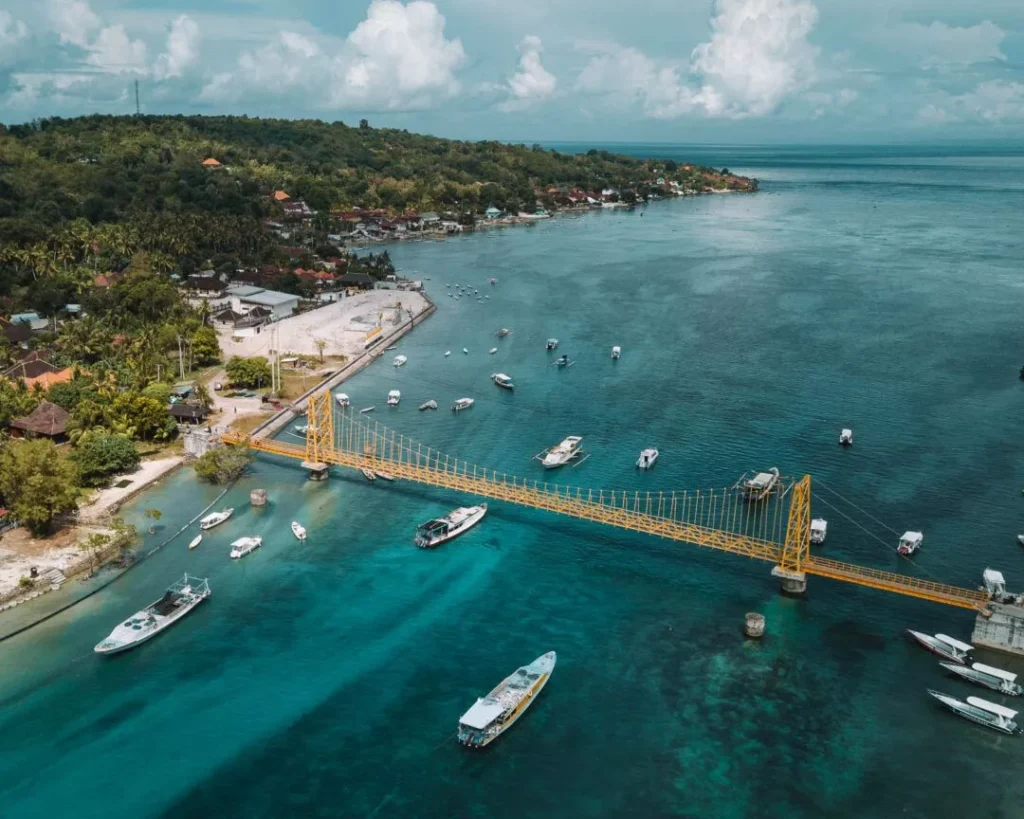 Nusa Ceningan Guide: Best Things to Do on Bali’s Quiet Island Escape 6 Photo of the Yellow Bridge that connects Nusa Lembongan and Nusa Ceningan in Bali (IST)