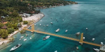 Photo of the Yellow Bridge that connects Nusa Lembongan and Nusa Ceningan in Bali (IST)
