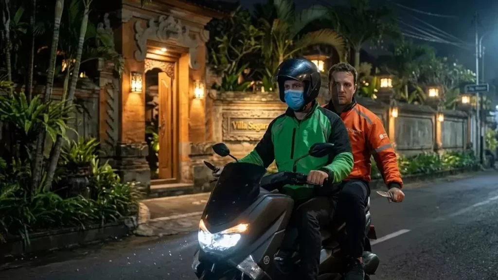 A Quiet Villa, a Brutal Killing: Inside the Unsolved Death of a Dutch National in Bali 38
Illustration of the perpetrator of the stabbing of Dutch national Rene Pouw in front of Villa Amira in Banjar Anyar Kelod, Kerobokan, North Kuta, Badung, Bali. (Photo by AI)