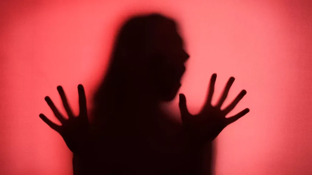 Three Tourists, Three Cases, One Week: Sexual Assaults in Bali Prompt Broader Questions 39 Illustration photo of Sexual Violence Against Women in Bali (Hey Bali / Freepik)