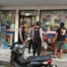 The Jalak Nusa Team from the Nusa Penida Police arrested an intoxicated American citizen on Jalan Raya Mentigi, Batununggul Village, Monday (March 30, 2026). (Photo: Nusa Penida Police doc.)