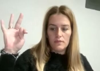 Komodo Boat Tragedy: Wife of Valencia Coach Breaks Down in Court as Sinking Claims Husband and Three Children 44 Andrea Ortuno, the wife of the late Fernando, coach of Valencia FC, took the oath before testifying at the trial of the KM Putri Sakina ship in Labuan Bajo (March 31, 2026). (DOCUMENTATION FROM LABUAN BAJO PN)