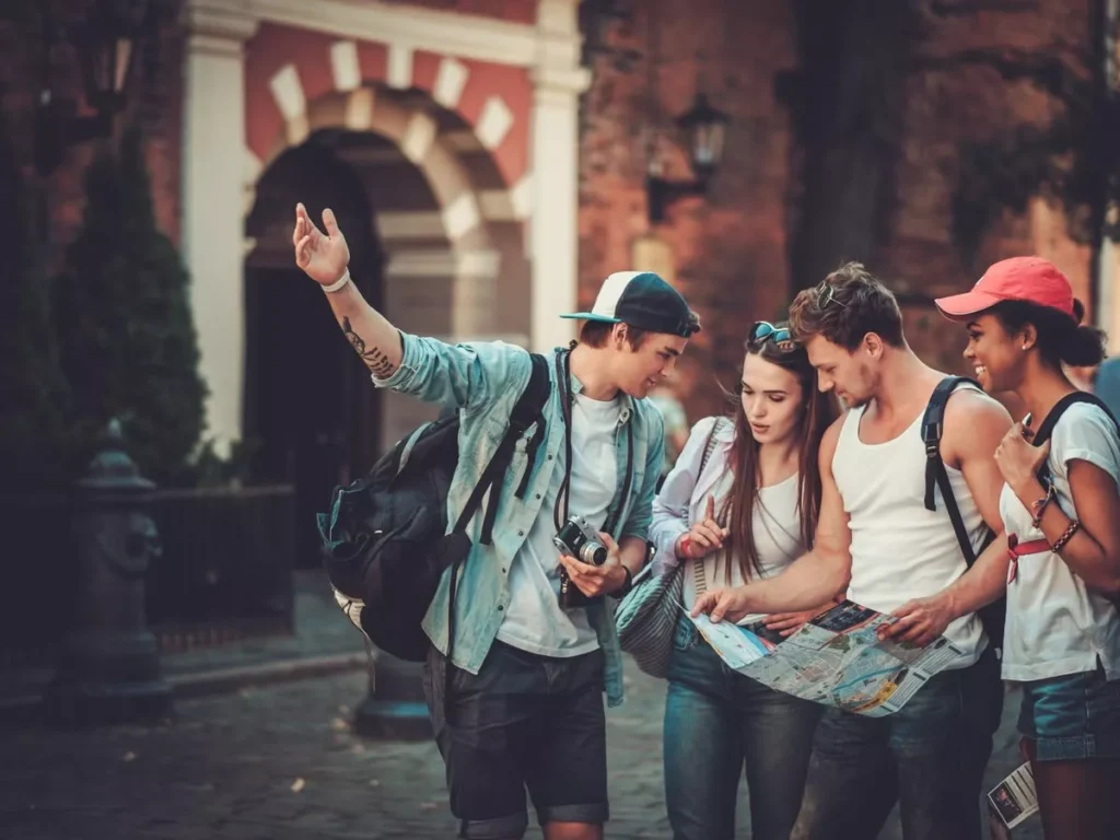 illustration photo of tourists in Thailand