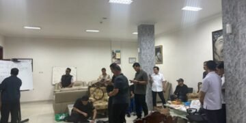 Kerobokan Prison Governor Removed After Drugs and Phones Found Inside Bali Jail 4 Drug raid at Kerobokan Prison, Bali.