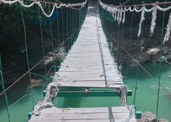Broken Planks, a 20-Meter Drop, and Two Austrian Tourists Dead in Labuan Bajo 40 The condition of the suspension bridge at Cunca Wulang Waterfall, West Manggarai, East Nusa Tenggara, Sunday (May 24, 2026). (Photo: Maumere Basarnas Doc.)