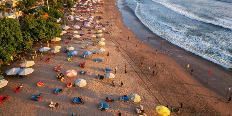 Kuta Beach (Heybali)