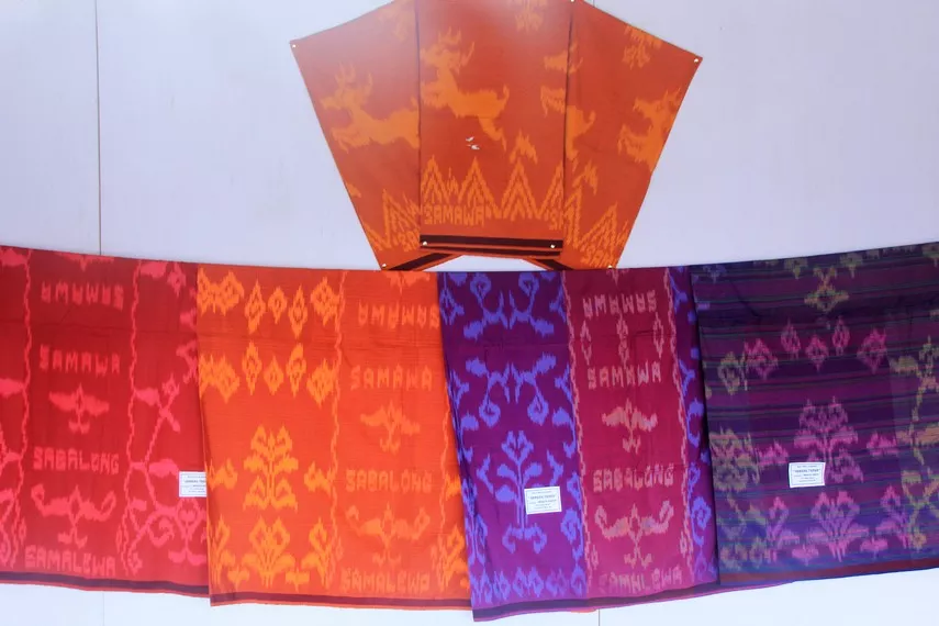 Eight Years Waiting for the State: A Weaving School in Sumbawa Still Fighting Alone 39
Photo of Typical Woven Fabrics from Sumbawa Besar (IST)