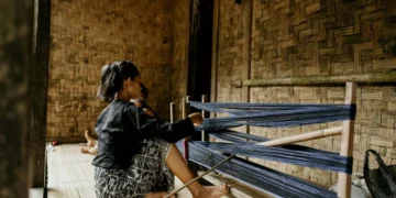 Illustration photo of weaving crafts in Sumbawa