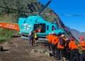 Photo: The Mataram Search and Rescue (SAR) team evacuated a Malaysian tourist who fell on Mount Rinjani onto a helicopter and then flown him to Bali, Tuesday morning (May 26, 2026). (Doc. Mataram SAR)
