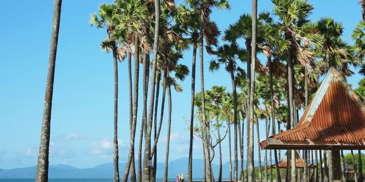 Lasiana Beach Kupang