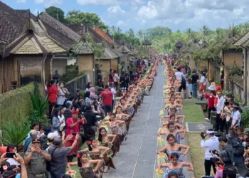 Penglipuran Tourism Village in Bali will host the 13th Penglipuran Village Festival from July 9–11, 2026, showcasing culture, environmental initiatives, MSMEs, and educational activities. (Penglipuran Traditional Village.)