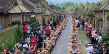 Penglipuran Tourism Village in Bali will host the 13th Penglipuran Village Festival from July 9–11, 2026, showcasing culture, environmental initiatives, MSMEs, and educational activities. (Penglipuran Traditional Village.)
